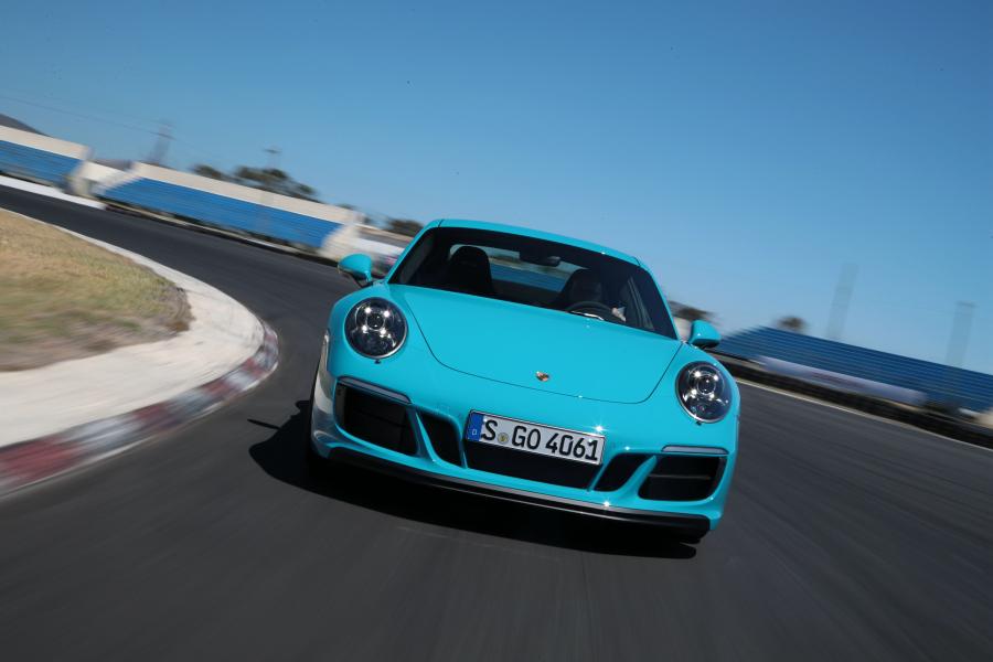  Porsche 911 Carrera GTS Coupe 2017 года  (WW) (фото 7 из 44)
